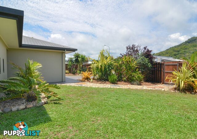 8 Julaji Close COOYA BEACH QLD 4873