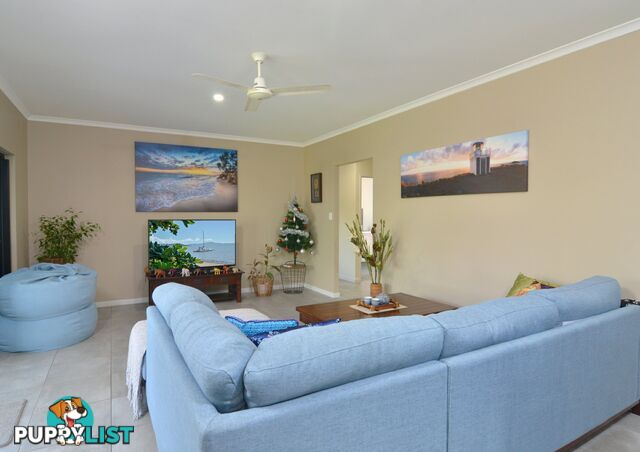 8 Julaji Close COOYA BEACH QLD 4873