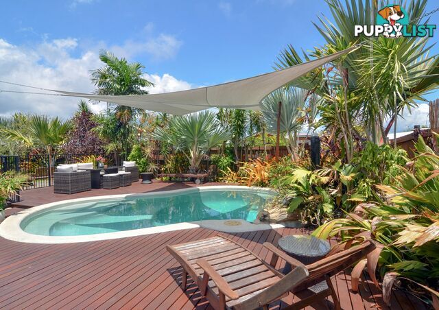 8 Julaji Close COOYA BEACH QLD 4873