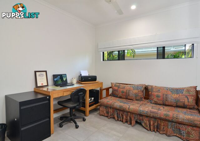 8 Julaji Close COOYA BEACH QLD 4873