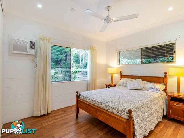 6-8 Jabeva Close MIALLO QLD 4873