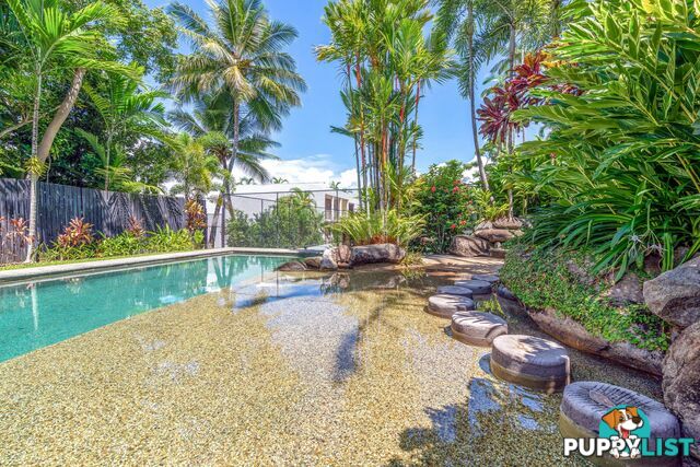 PORT DOUGLAS QLD 4877