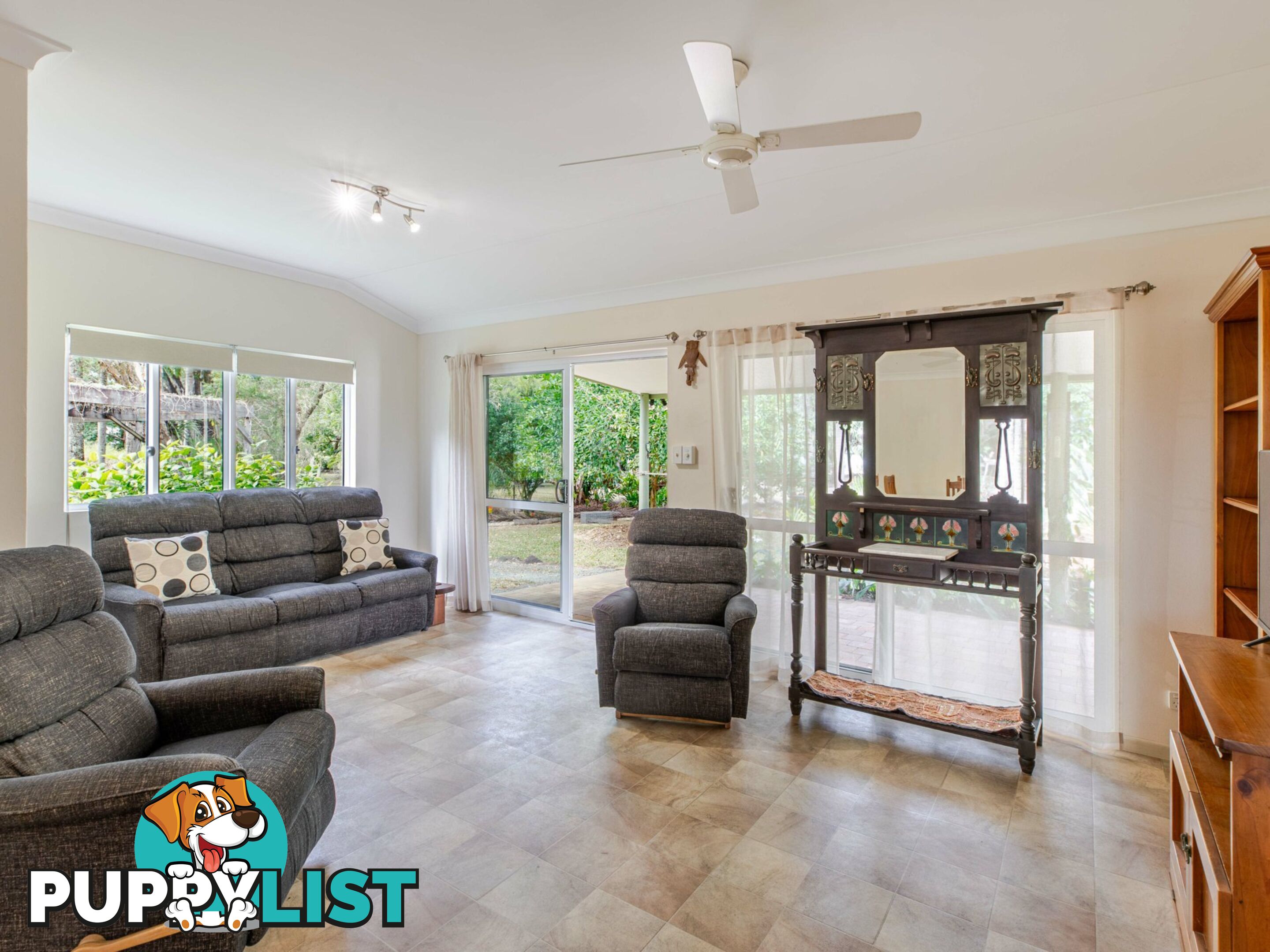 9 Palm Avenue MOWBRAY QLD 4877