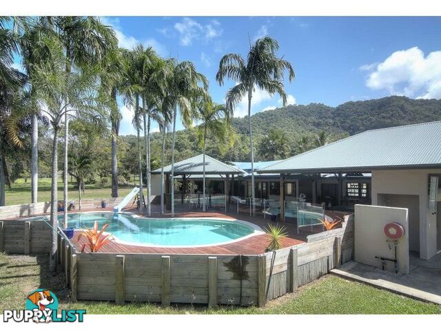 10-18 Mowbray River Road PORT DOUGLAS QLD 4877