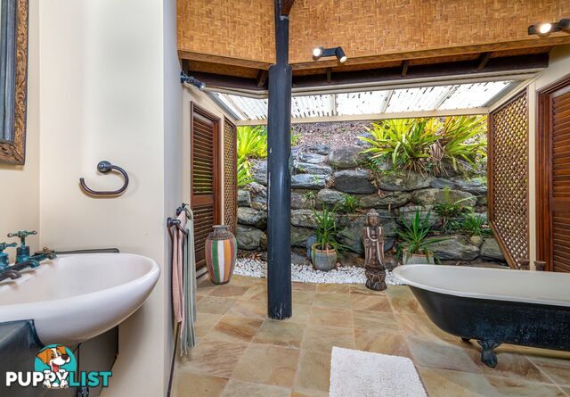 68 Ocean View Drive Ridge Estate PORT DOUGLAS QLD 4877