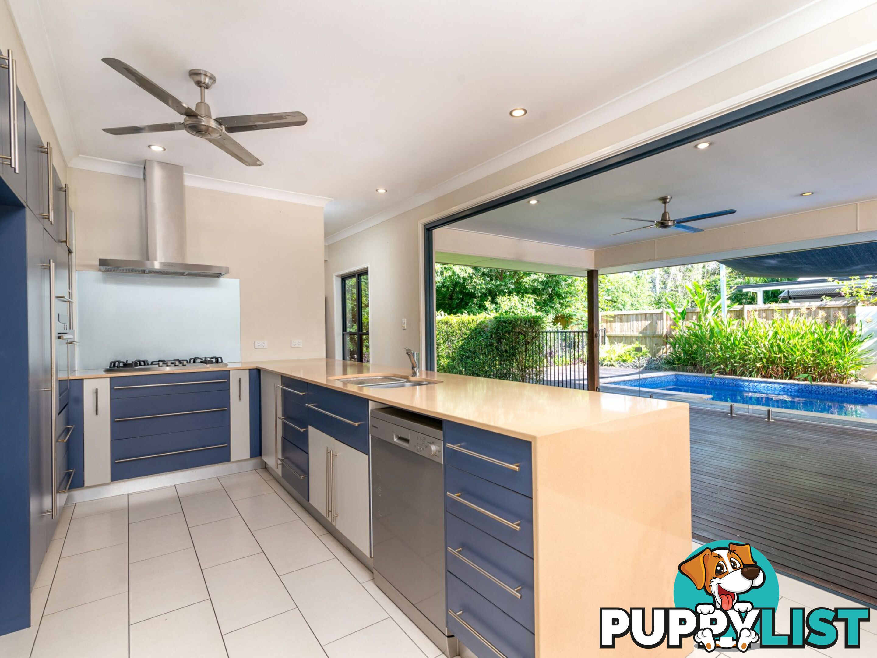 10 Corella Street PORT DOUGLAS QLD 4877