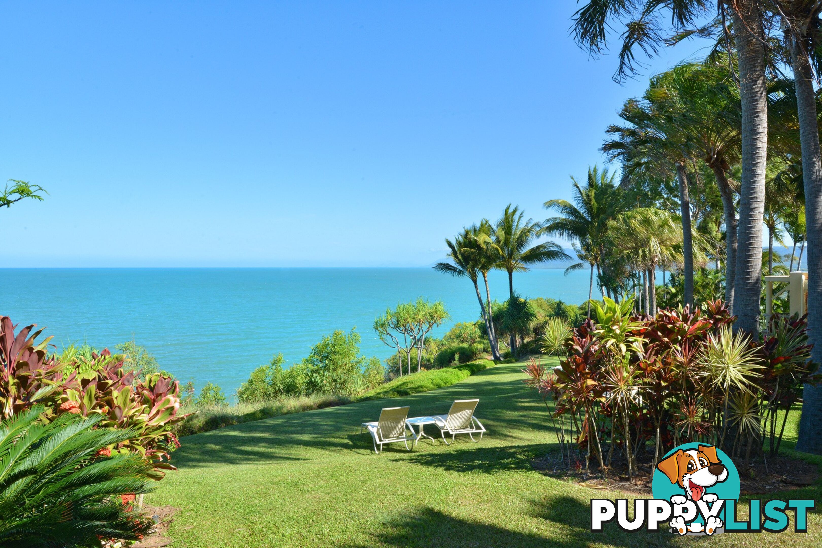 PORT DOUGLAS QLD 4877