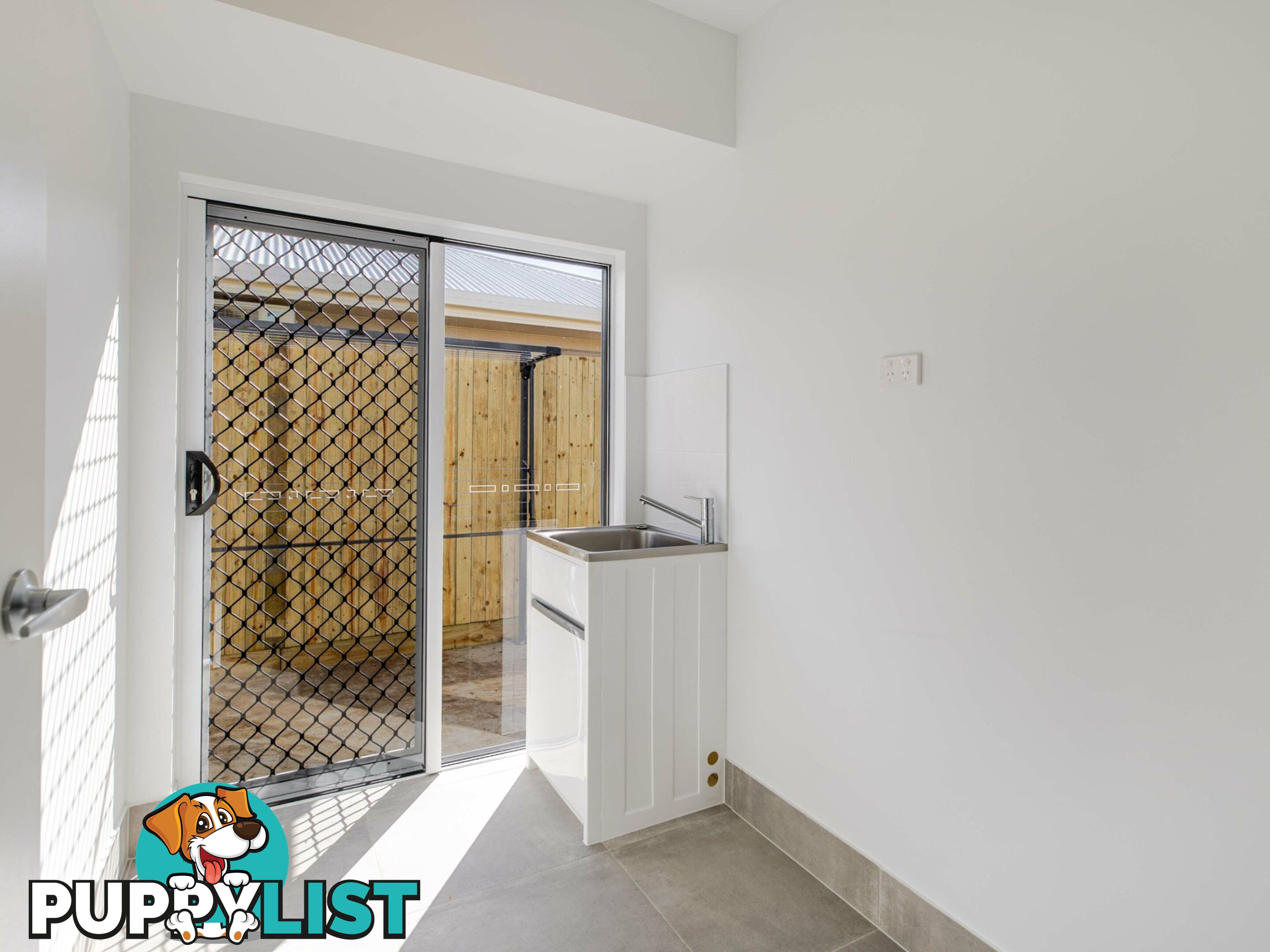 28B Barrbal Drive COOYA BEACH QLD 4873