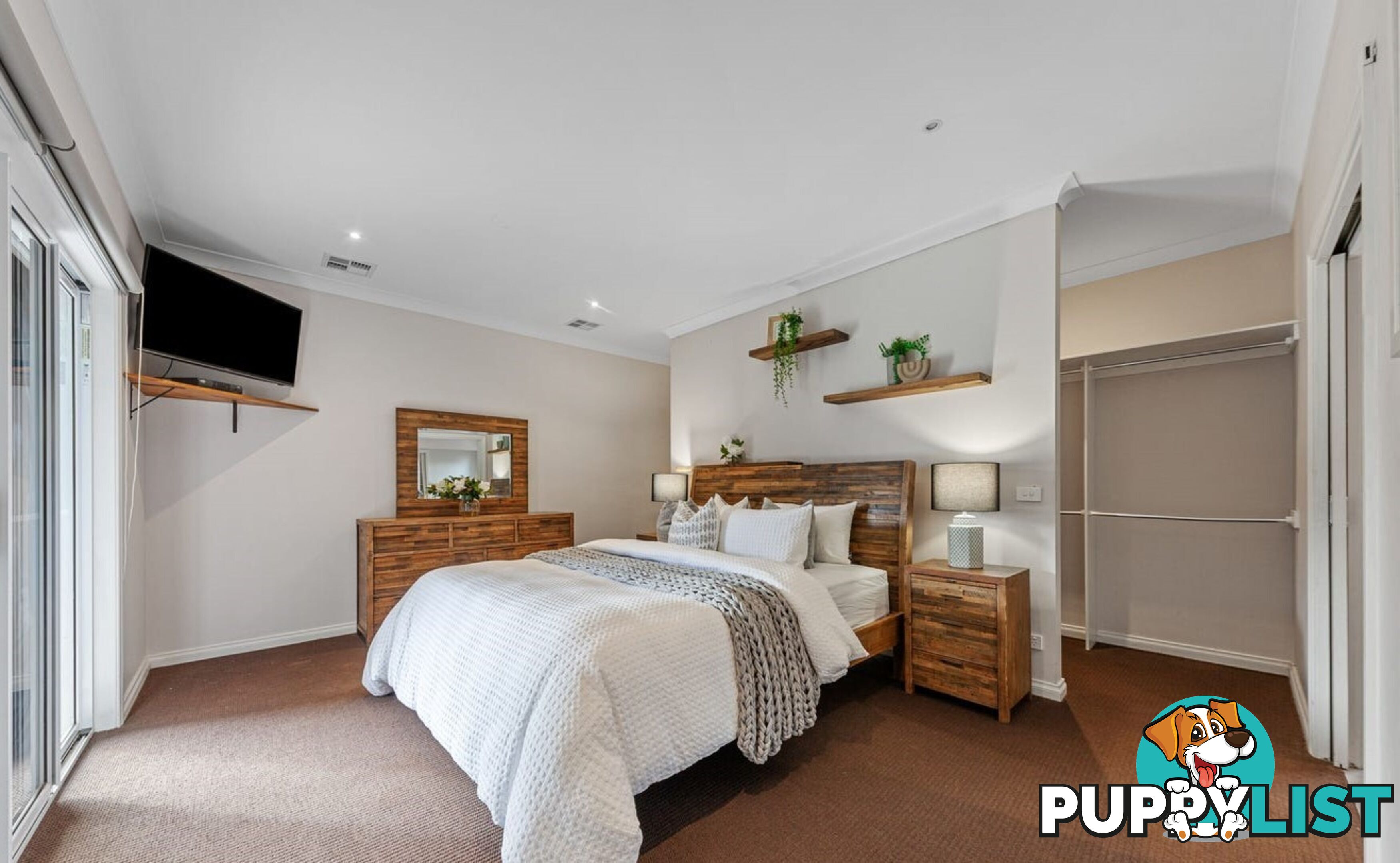 65 Thwaites Road PAKENHAM VIC 3810