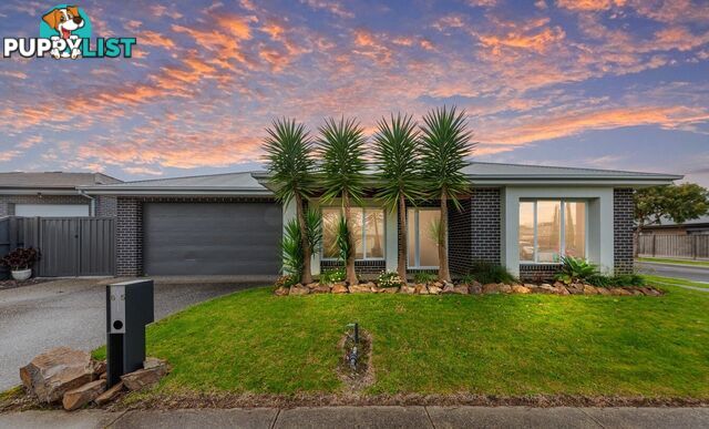 65 Thwaites Road PAKENHAM VIC 3810