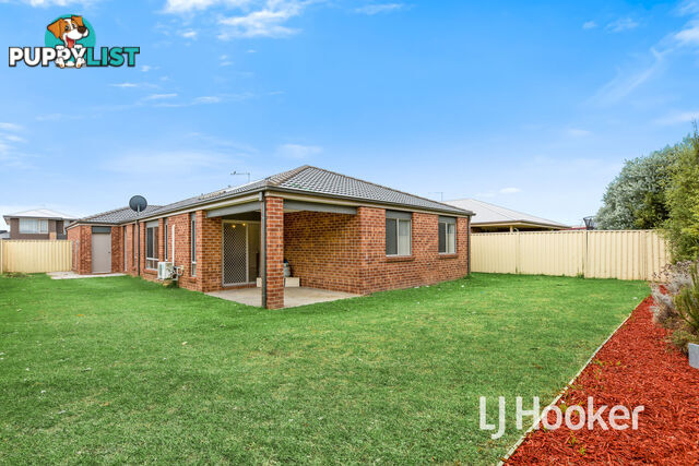 80 Blue Horizons Way PAKENHAM VIC 3810