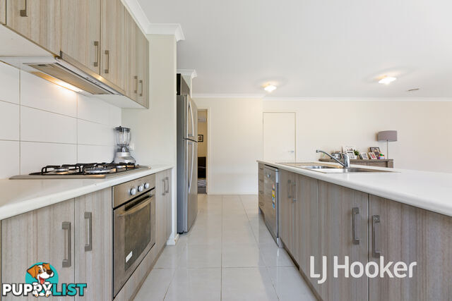 80 Blue Horizons Way PAKENHAM VIC 3810