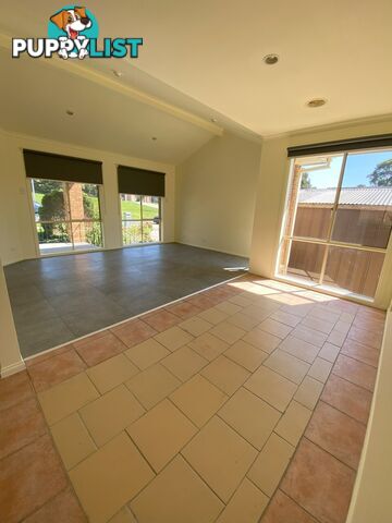 23 Innes Court BERWICK VIC 3806