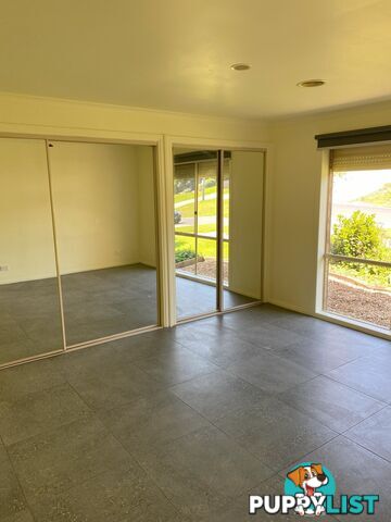 23 Innes Court BERWICK VIC 3806