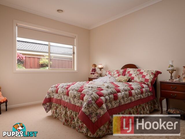 14 Honey Court BERWICK VIC 3806