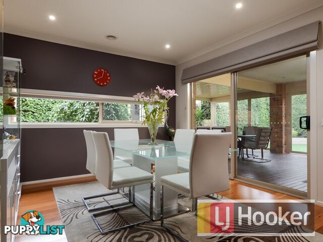 14 Honey Court BERWICK VIC 3806