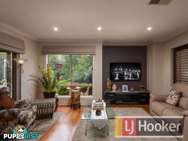 14 Honey Court BERWICK VIC 3806