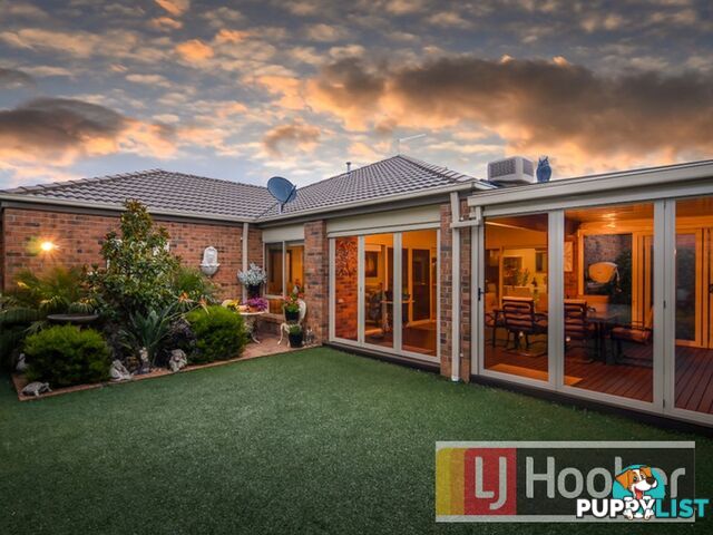 14 Honey Court BERWICK VIC 3806