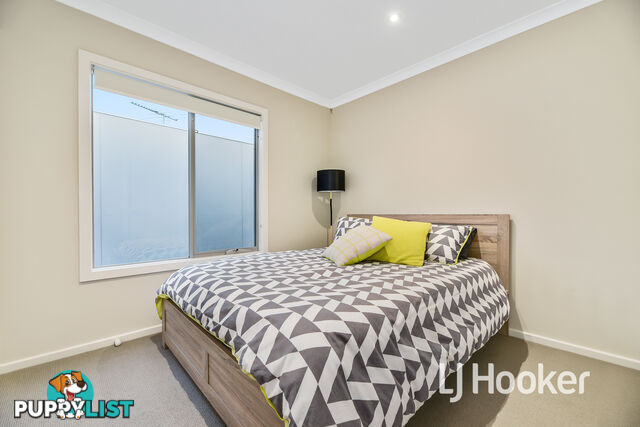 75 Lakeside Boulevard PAKENHAM VIC 3810