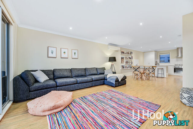 75 Lakeside Boulevard PAKENHAM VIC 3810