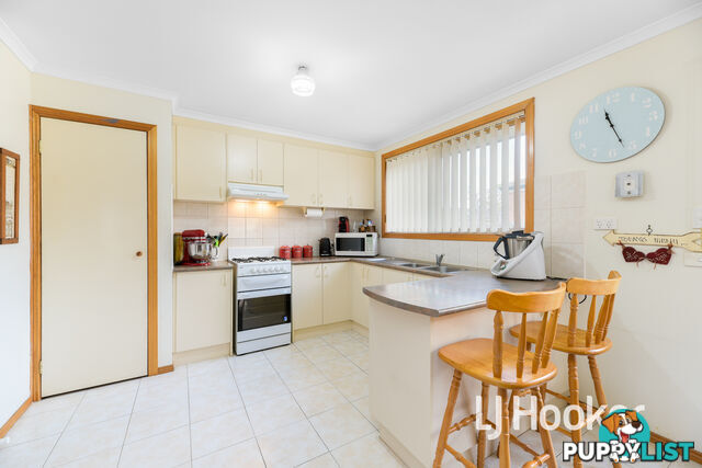 6 Rossi Close PAKENHAM VIC 3810