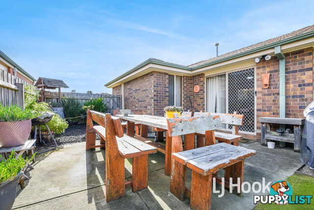 6 Rossi Close PAKENHAM VIC 3810