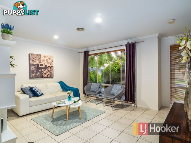 11 Chatswood Drive NARRE WARREN SOUTH VIC 3805