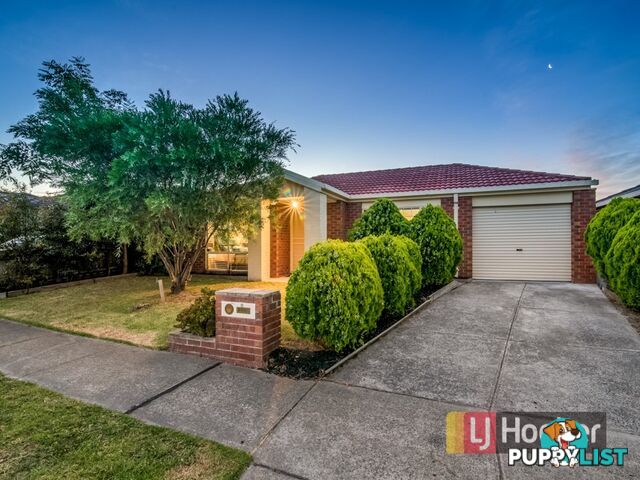 11 Chatswood Drive NARRE WARREN SOUTH VIC 3805