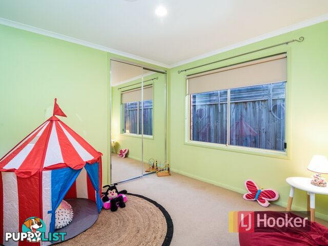 11 Chatswood Drive NARRE WARREN SOUTH VIC 3805