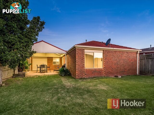 11 Chatswood Drive NARRE WARREN SOUTH VIC 3805