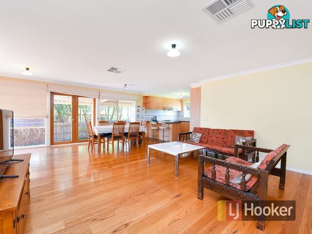 30 John Fisher Drive BERWICK VIC 3806