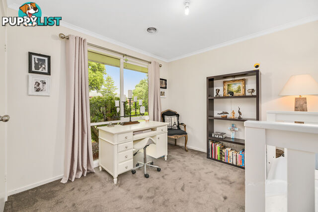 58 Collins Crescent BERWICK VIC 3806