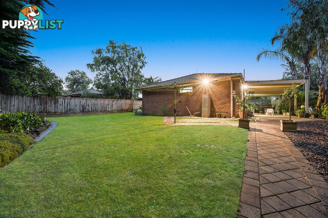 58 Collins Crescent BERWICK VIC 3806