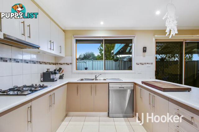 3B Hawker Gardens BERWICK VIC 3806