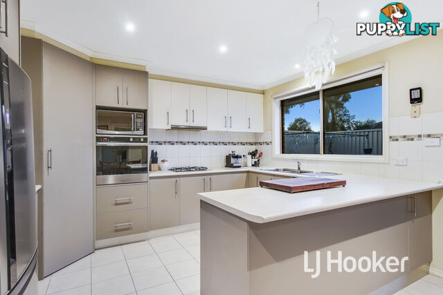 3B Hawker Gardens BERWICK VIC 3806