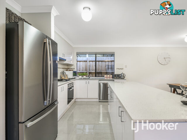 Unit 4/30 Warrenwood Place LANGWARRIN VIC 3910