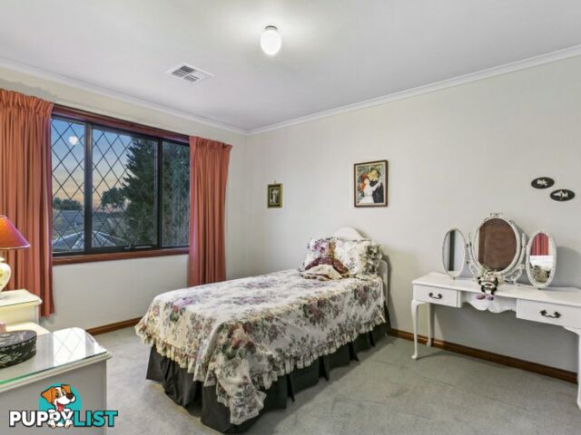 39 County Drive BERWICK VIC 3806