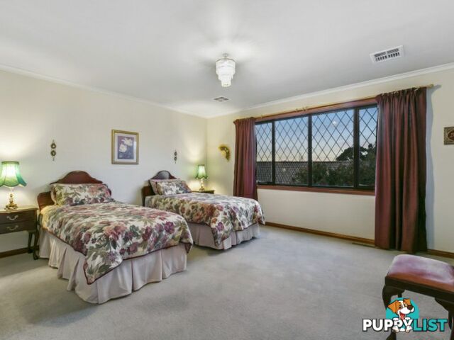 39 County Drive BERWICK VIC 3806