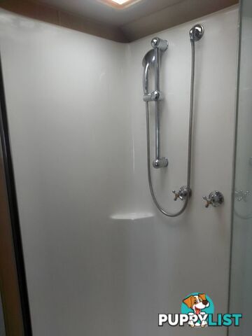 USED 2009 SPACELAND TOURING CARAVAN 26FT