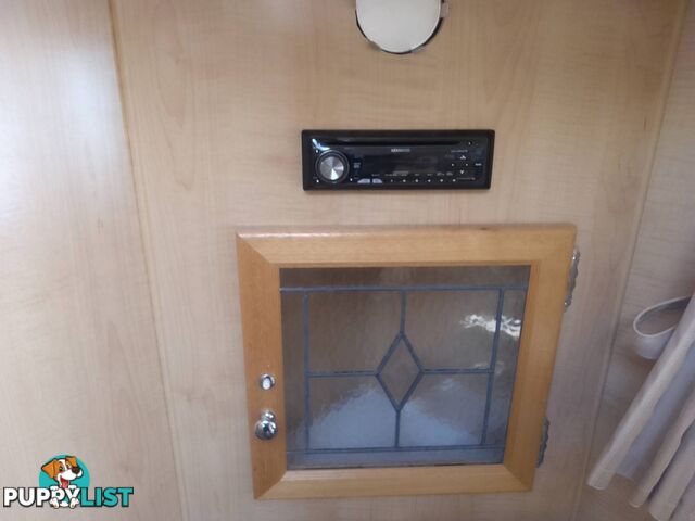 USED 2009 SPACELAND TOURING CARAVAN 26FT