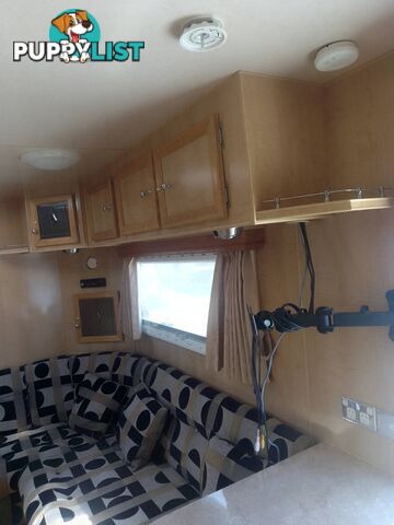 USED 2009 SPACELAND TOURING CARAVAN 26FT