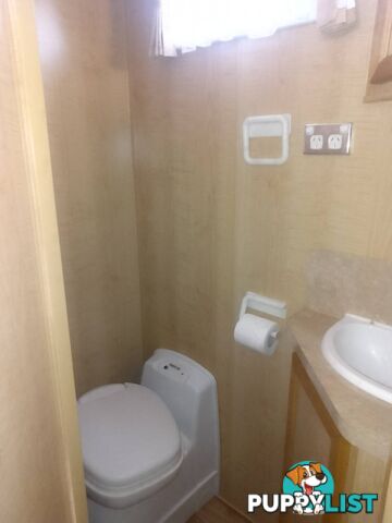 USED 2009 SPACELAND TOURING CARAVAN 26FT