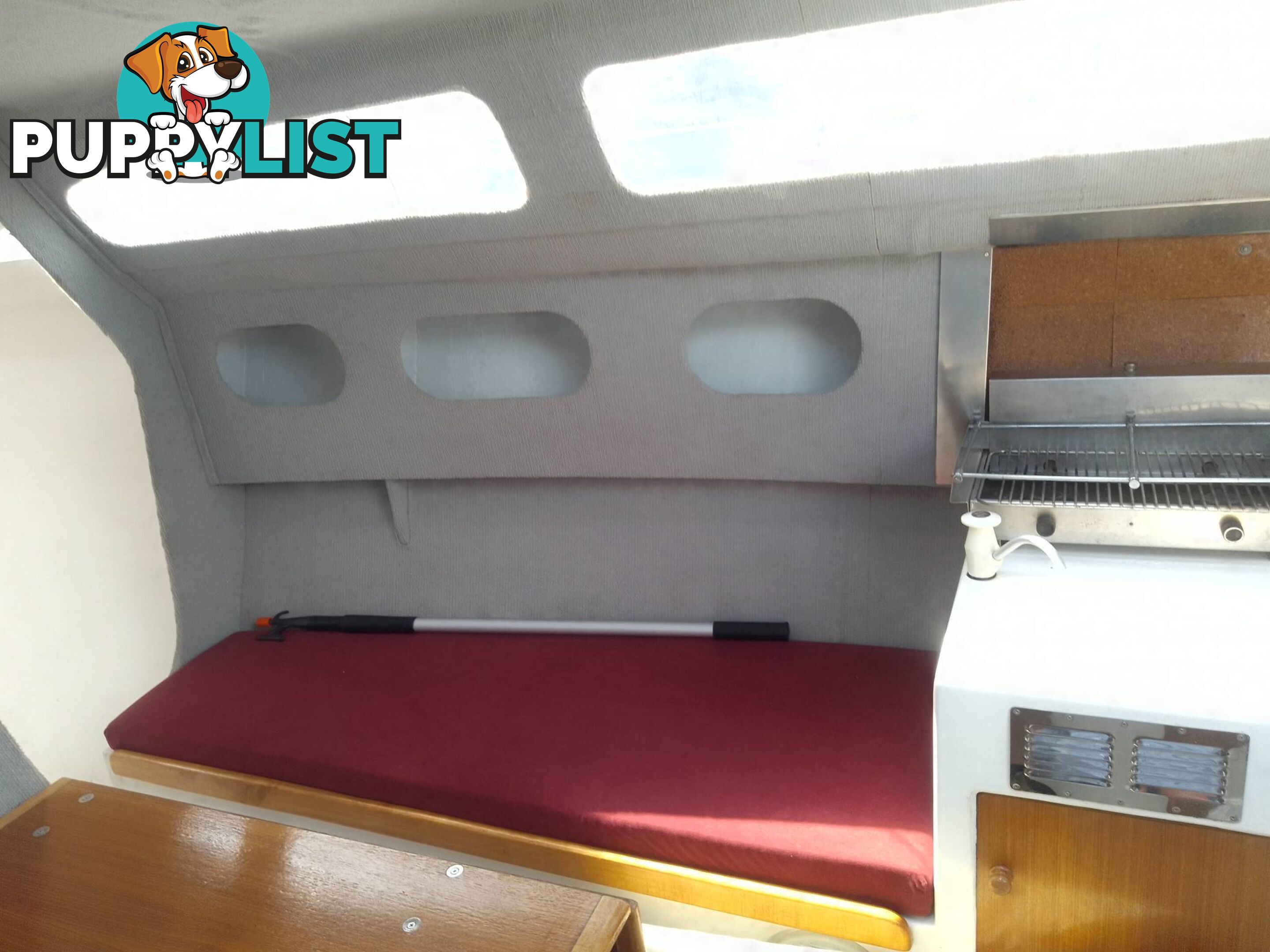 BLAZER 740 TRAILER SAILOR 7.4M SAIL BOAT -15HP YAMAHA 2 STROKE OUTBOARD AND TRAILER