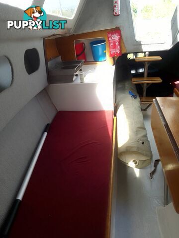 BLAZER 740 TRAILER SAILOR 7.4M SAIL BOAT -15HP YAMAHA 2 STROKE OUTBOARD AND TRAILER
