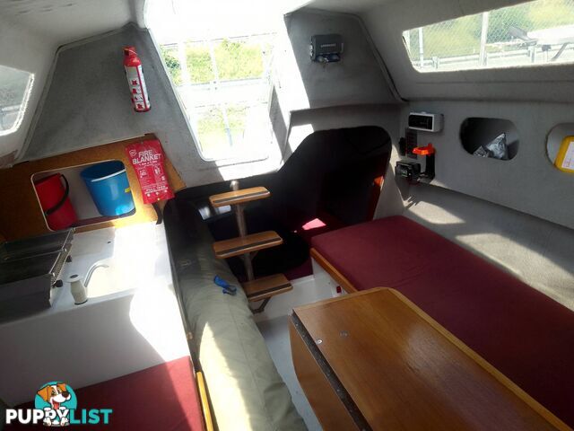 BLAZER 740 TRAILER SAILOR 7.4M SAIL BOAT -15HP YAMAHA 2 STROKE OUTBOARD AND TRAILER