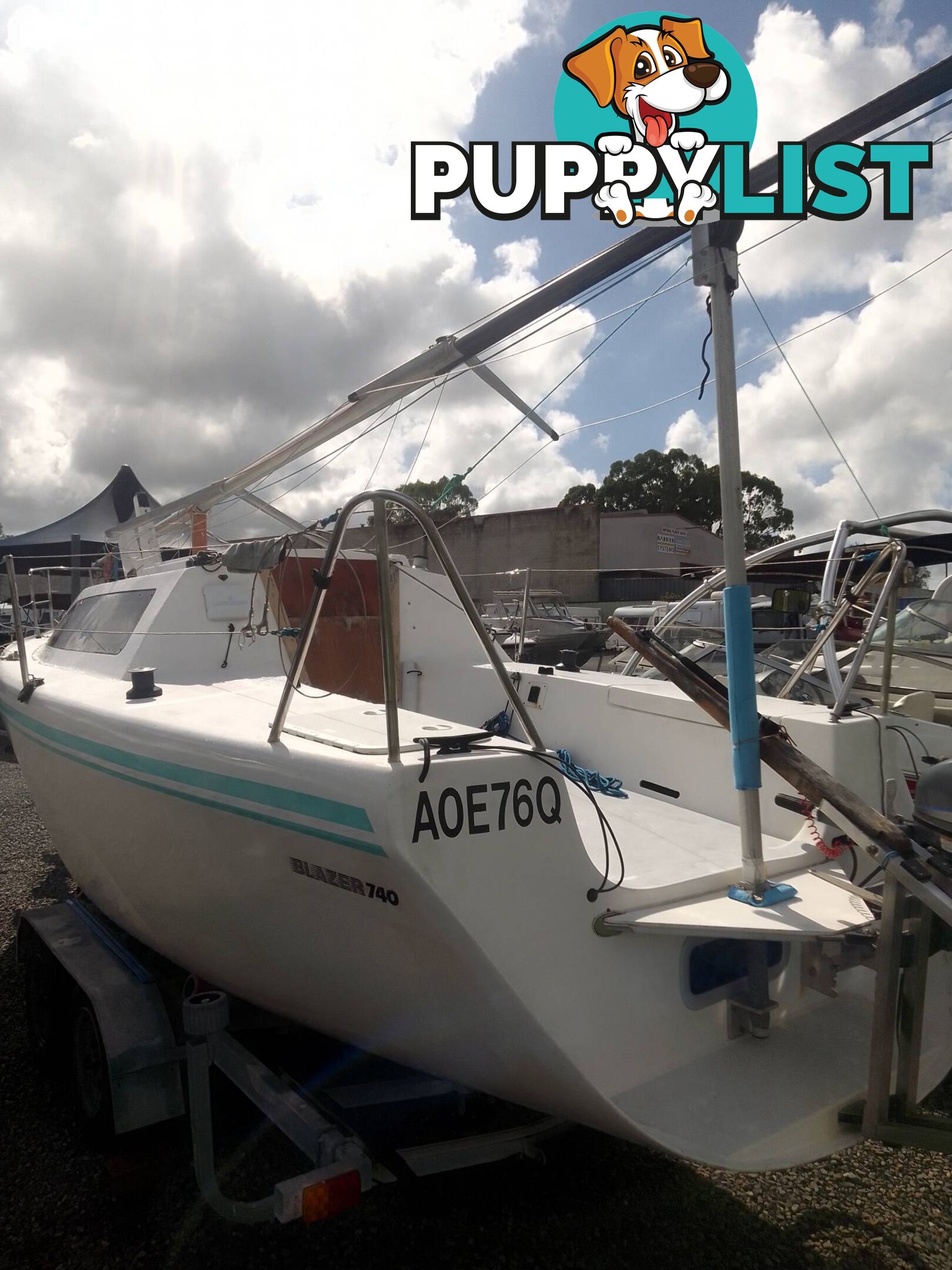 BLAZER 740 TRAILER SAILOR 7.4M SAIL BOAT -15HP YAMAHA 2 STROKE OUTBOARD AND TRAILER