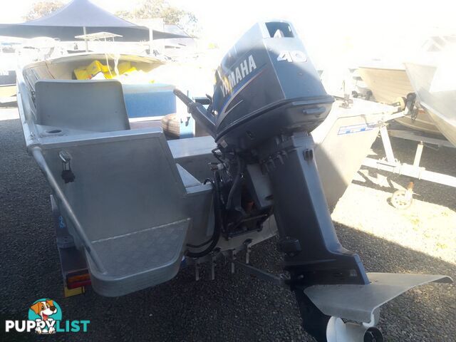 USED SEAJAY MAGNUM 4.35M OPEN DINGHY WITH A 2012 40HP YAMAHA OUTBOARD ON A 2002 REDCO SINGLE AXLE BOAT TRAILER