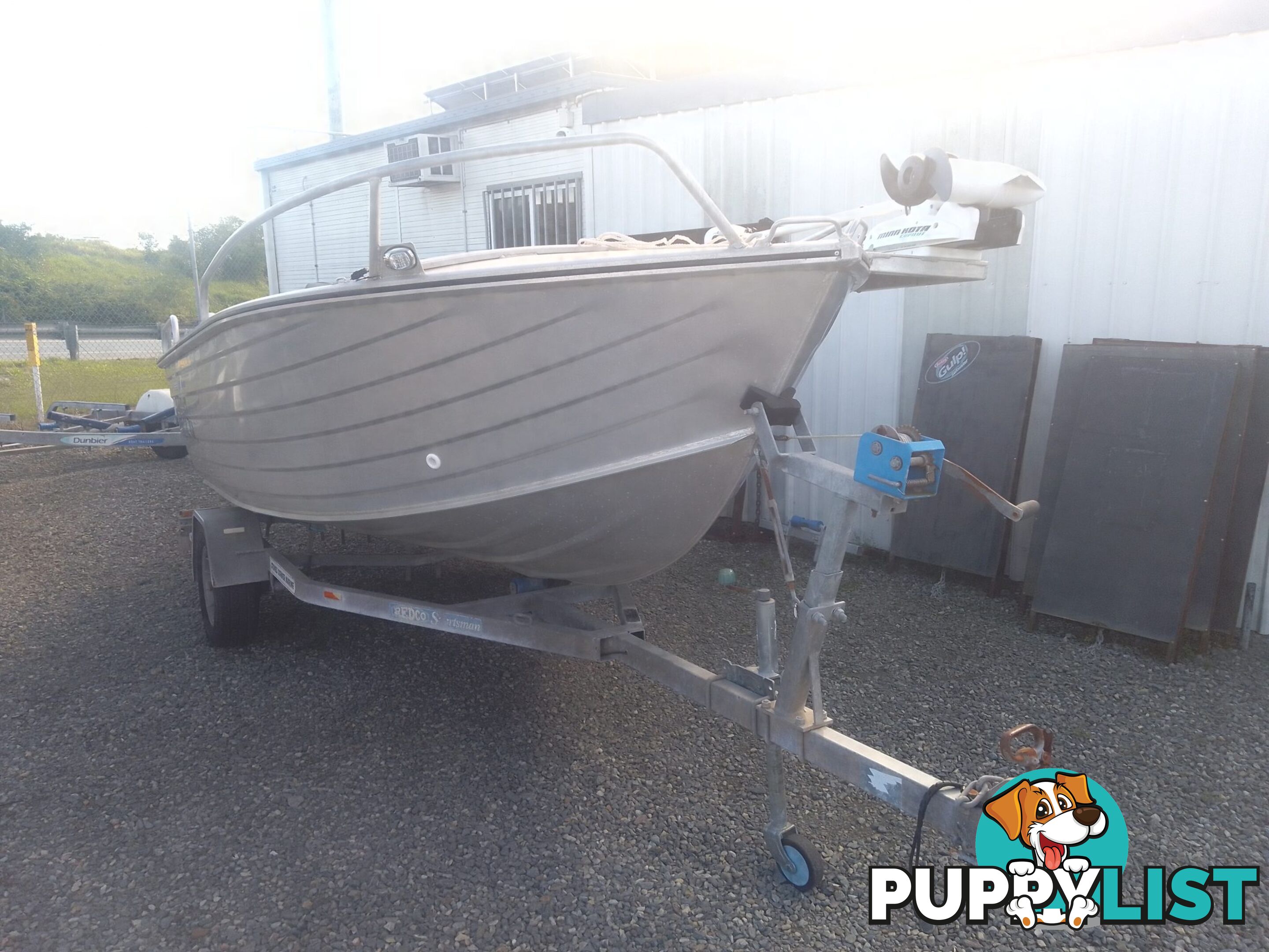 USED SEAJAY MAGNUM 4.35M OPEN DINGHY WITH A 2012 40HP YAMAHA OUTBOARD ON A 2002 REDCO SINGLE AXLE BOAT TRAILER
