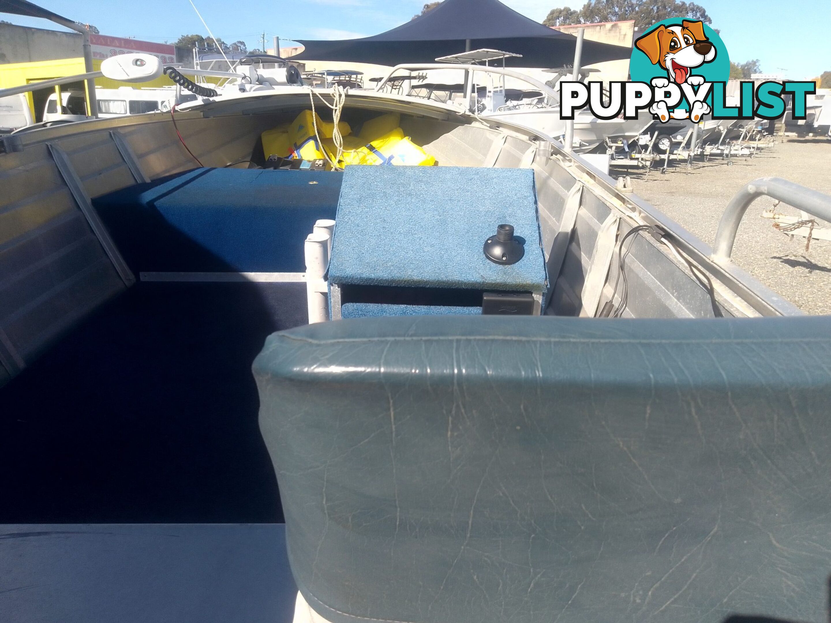 USED SEAJAY MAGNUM 4.35M OPEN DINGHY WITH A 2012 40HP YAMAHA OUTBOARD ON A 2002 REDCO SINGLE AXLE BOAT TRAILER