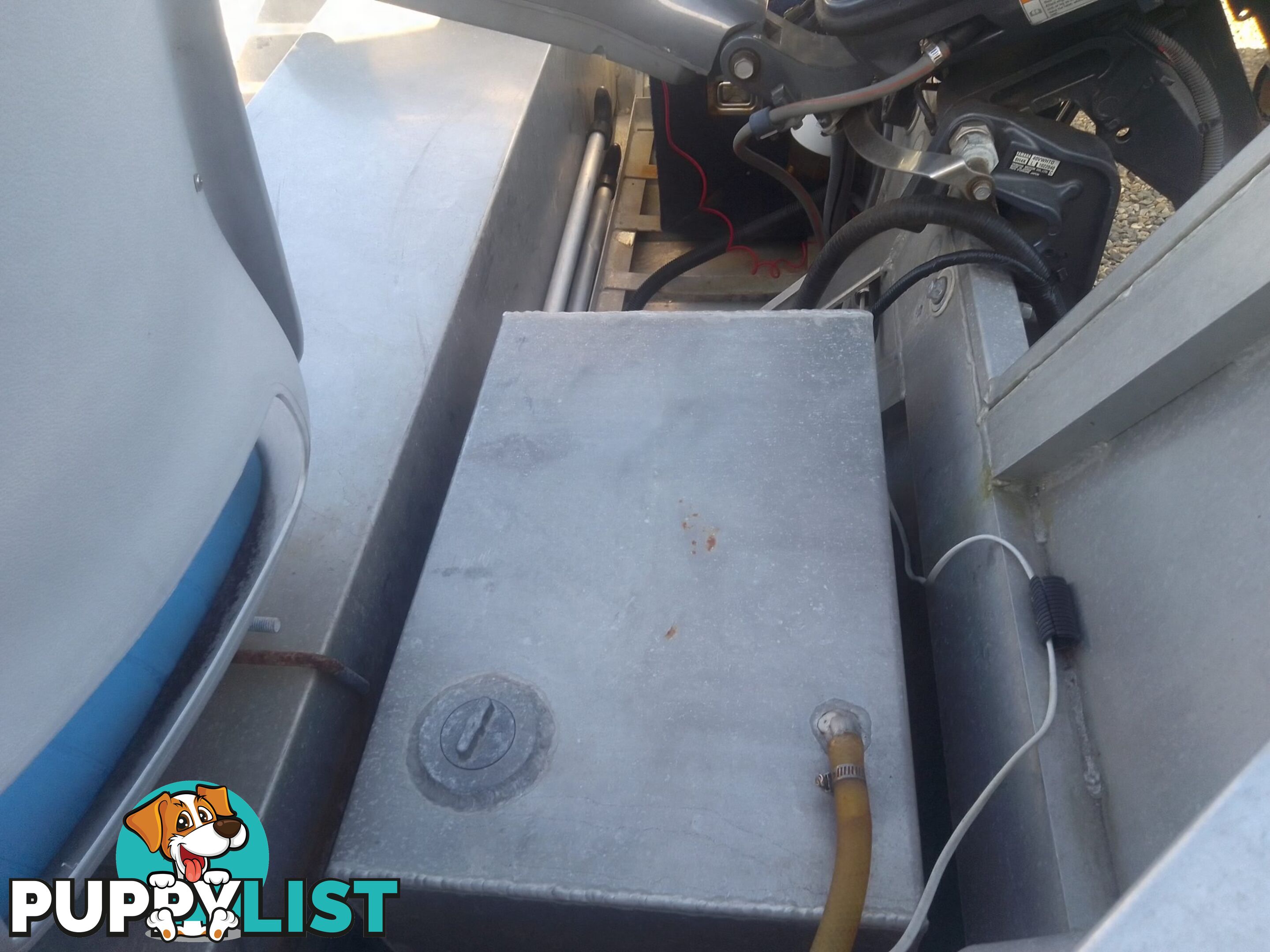 USED SEAJAY MAGNUM 4.35M OPEN DINGHY WITH A 2012 40HP YAMAHA OUTBOARD ON A 2002 REDCO SINGLE AXLE BOAT TRAILER